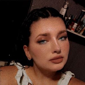 Meet your Posher, Elexxus